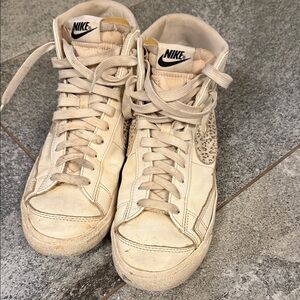 Nike Blazer Mid '77 SE Leopard Sail Lemon Twist Shoes DH9633-100